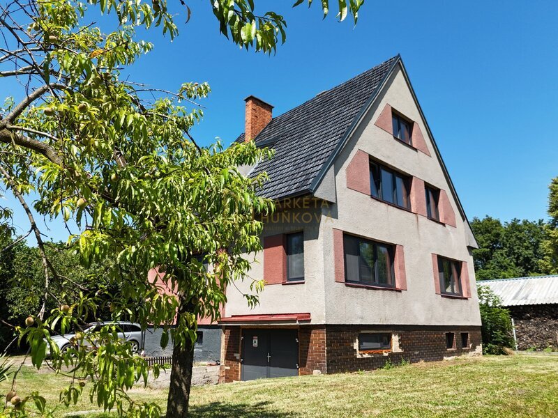 Prodej rodinného domu se zahradou, 200 m2, Kunín