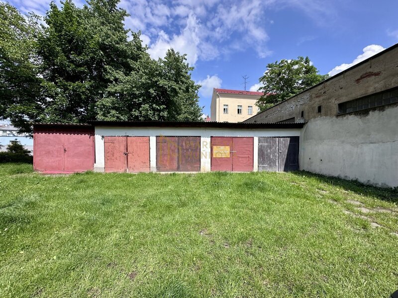 Pronájem garáže, 16 m2, ul. Husova, Nový Jičín