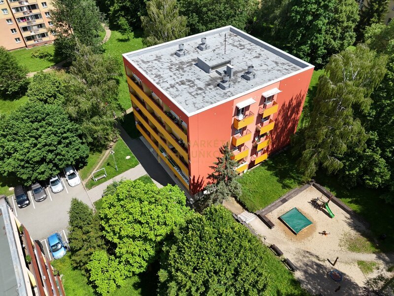 Prostorný rodinný byt 3+kk s lodžií přes celý byt, balkonem a skvělou adresou v Novém Jičíně