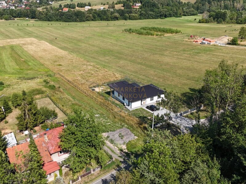 Stavební pozemek 2 000 m² v Hostašovicích – klid, příroda a krásné výhledy